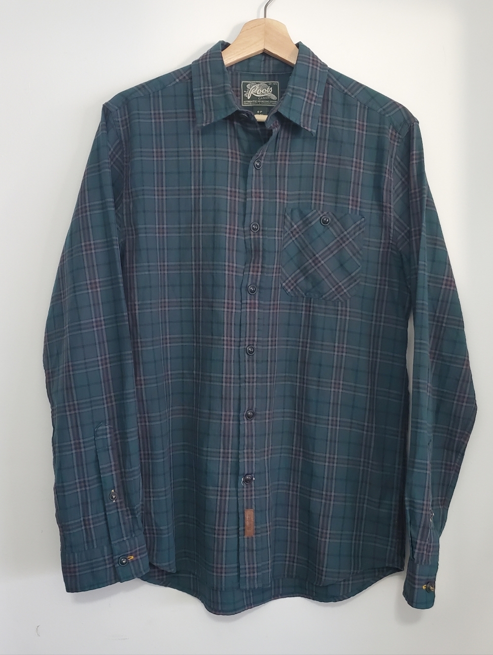 Vintage roots Canada Men's Small Plaid Top Button Collar Long Sleeve shirt Green